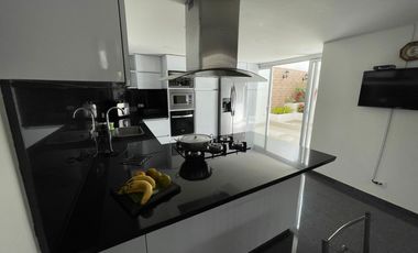 CASA AMPLIA MODERNA EN SAN IGNASIO PASTO NARIÑO TRES PARQUEADEROS