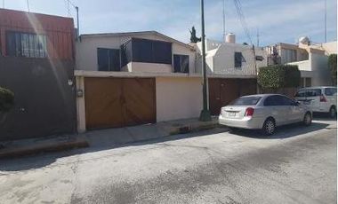 CASA EN REMATE EN RESIDENCIAL MIRAMONTES DMX
