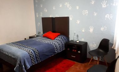 SE RENTA CASA EN COL. ATEMAJAC
