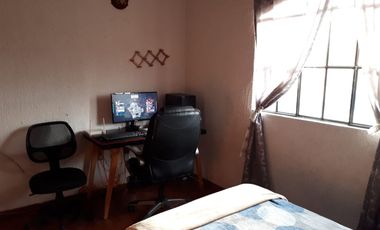 SE RENTA CASA EN COL. ATEMAJAC