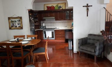 SE RENTA CASA EN COL. ATEMAJAC
