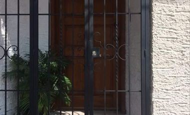 SE RENTA CASA EN COL. ATEMAJAC