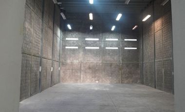 BODEGA CON MOSTRADOR DE VENTAS Y OFICINAS, EN LA COLONIA MIGUEL ALEMÁN CULIACÁN SINALOA. CERCA DEL BLV  GENERAL GABRIEL LEYVA SOLANO
