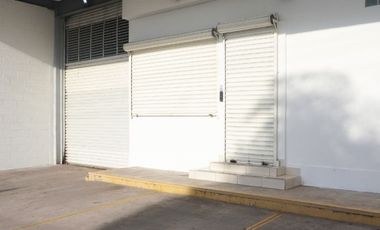 BODEGA CON MOSTRADOR DE VENTAS Y OFICINAS, EN LA COLONIA MIGUEL ALEMÁN CULIACÁN SINALOA. CERCA DEL BLV  GENERAL GABRIEL LEYVA SOLANO