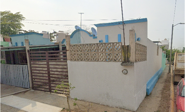 CASA EN VENTA EN FRACCIONAMIENTO LAS ARVOLEDAS VERACRUZ