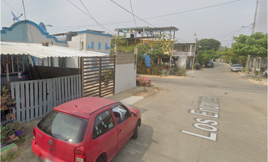 CASA EN VENTA EN FRACCIONAMIENTO LAS ARVOLEDAS VERACRUZ