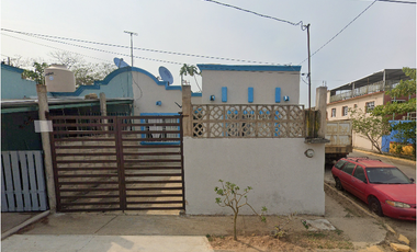 CASA EN VENTA EN FRACCIONAMIENTO LAS ARVOLEDAS VERACRUZ