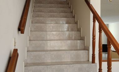 VENDO CASA CERCA A LA FACULTAD DE MEDICINA TUNJA