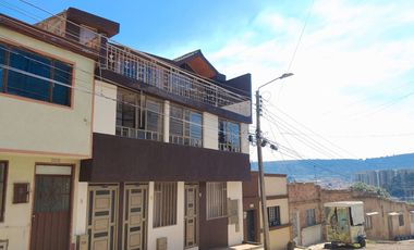 VENDO CASA CERCA A LA FACULTAD DE MEDICINA TUNJA