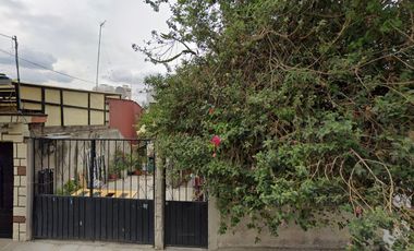 !!! CASA EN REMATE BANCARIO EN LOMAS DE ATIZAPAN !!!  Huehuetoca, Lomas de Atizapán, 25977, Ciudad López Mateos, Edomex., México