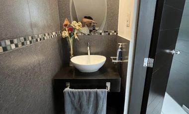 IMPECABLE Y ESPACIOSO DUPLEX INTERNO EN EXCELENTE ZONA DE SAN BORJA.
