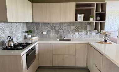 BAJO DE PRECIO  ARRIENDO ESPECTACULAR APTO. NUEVO NORTE DE BOGOTA.