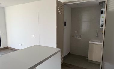 BAJO DE PRECIO  ARRIENDO ESPECTACULAR APTO. NUEVO NORTE DE BOGOTA.