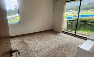 Vendo casa  ESQUINERA CONDOMINIO CLUB HOUSE, 173.14 Mts de construccipn, con un lote de 235.19 mts , la casa es de 2 pisos, sala comedor, cocina, lava