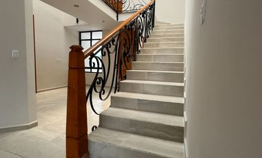 CASA EN VENTA FRACCIONAMIENTO TABACHINES