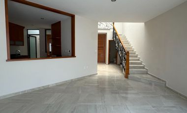 CASA EN VENTA FRACCIONAMIENTO TABACHINES