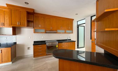 CASA EN VENTA FRACCIONAMIENTO TABACHINES