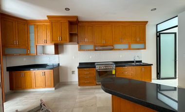 CASA EN VENTA FRACCIONAMIENTO TABACHINES