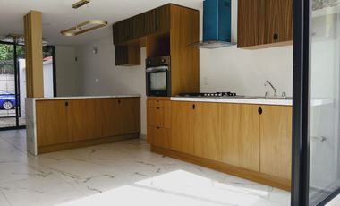 CASA EN VENTA BELLAVISTA SATELITE