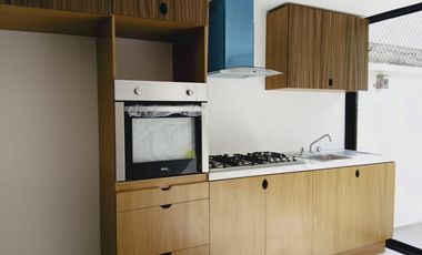 CASA EN VENTA BELLAVISTA SATELITE