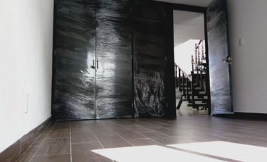 CASA EN VENTA BELLAVISTA SATELITE