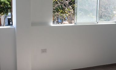 Venta De Departamento En Chorrillos! Frente A Parque Infantil