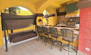 RESIDENCIA EN CAMPOS ELISESOS