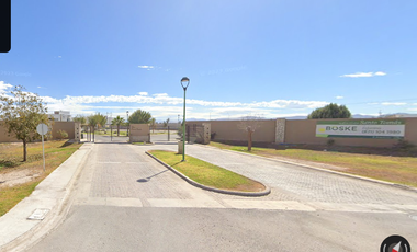 Casa ubicada en fraccionamiento Residencial Coahuila. Con 4 recamaras y 273m2. Muy Cerca de Almanara Paseo Comercial.