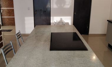 HERMOSA RESIDENCIA EN RENTA - RESIDENCIAL 