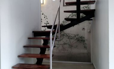 HERMOSA RESIDENCIA EN RENTA - RESIDENCIAL 