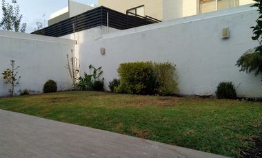 HERMOSA RESIDENCIA EN RENTA - RESIDENCIAL 