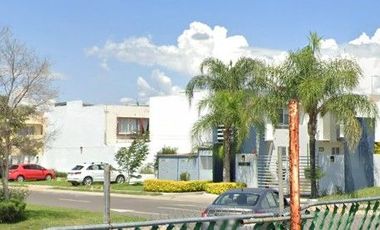 Casa en venta en Av. Campo Príncipes 360,  int 24 Campo Real, 45134  Campo Real, Jal.