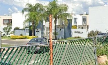 Casa en venta en Av. Campo Príncipes 360,  int 24 Campo Real, 45134  Campo Real, Jal.
