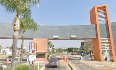 Casa en venta en Av. Campo Príncipes 360,  int 24 Campo Real, 45134  Campo Real, Jal.