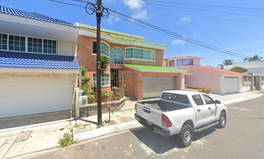 CASA EN VENTA EN COSTA DE ORO VERACRUZ DE REMATE YA ADJUDICADA
