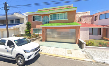 CASA EN VENTA EN COSTA DE ORO VERACRUZ DE REMATE YA ADJUDICADA