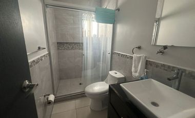 RESIDENCIA POR AV. EJERCITO NACIONAL