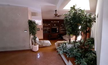 RESIDENCIA EN CAMPOS ELISEOS