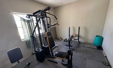 RESIDENCIA EN CAMPOS ELISEOS