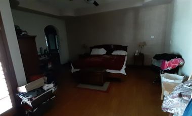 RESIDENCIA EN CAMPOS ELISEOS