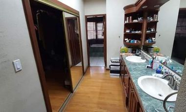 RESIDENCIA EN CAMPOS ELISEOS