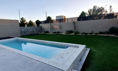 SE VENDE HERMOSA RESIDENCIA DE LUJO EN CAMPOS ELISEOS