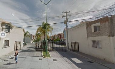 Casa en venta en Cto. Panamá 20, Privada  Panama, 36360 San  Francisco del Rincón,  Gto., México