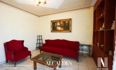 CASA EN VENTA EN LA COL. ALCALDES, LAGOS DE MORENO, JALISCO.