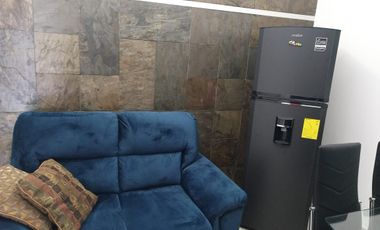 Suite amueblada de alquiler en Kennedy Norte, 1 parqueo, piscina y BBQ.