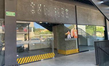 Se Renta Local en Plaza Clouthier, Zapopan, Jalisco