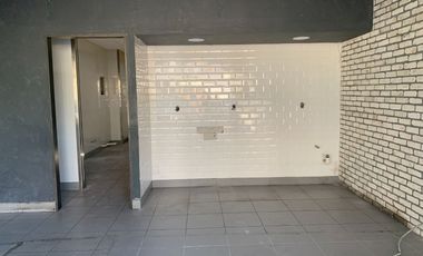 Se Renta Local en Plaza Clouthier, Zapopan, Jalisco