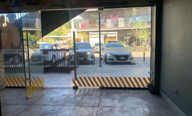 Se Renta Local en Plaza Clouthier, Zapopan, Jalisco