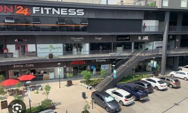 Se Renta Local en Plaza Clouthier, Zapopan, Jalisco
