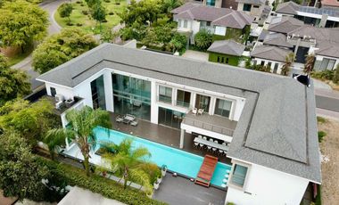 C335 - Venta Casa Mansión en Ribera del Batán Samborondón